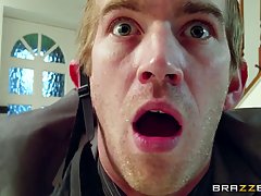 Horny guy got an opportunity to have steamy sex with a married woman in her apartment